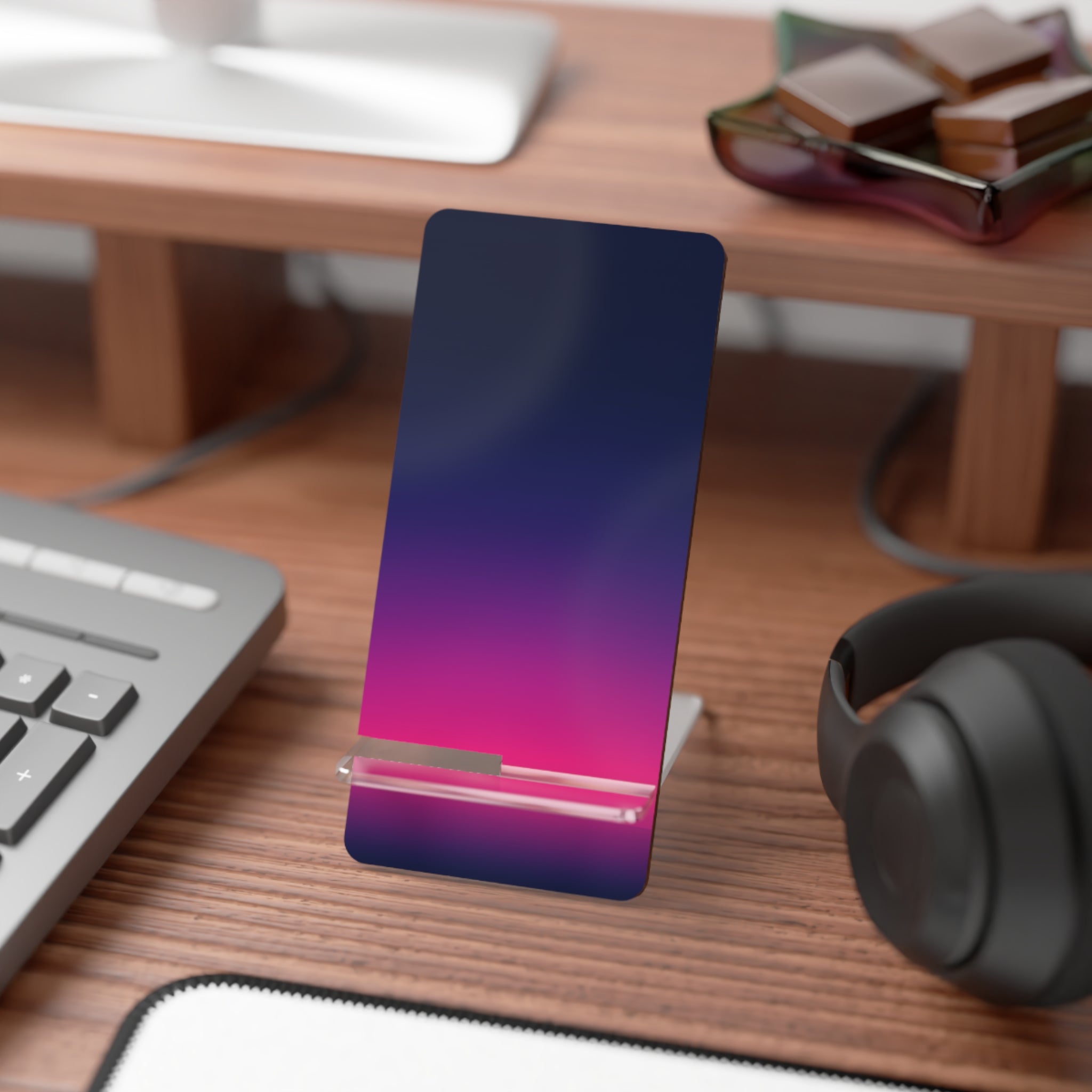 Stylish Smartphone Display Stand